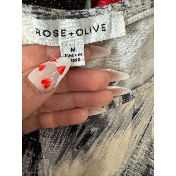 Rose & Olive blouse size medium - Picture 8 of 8